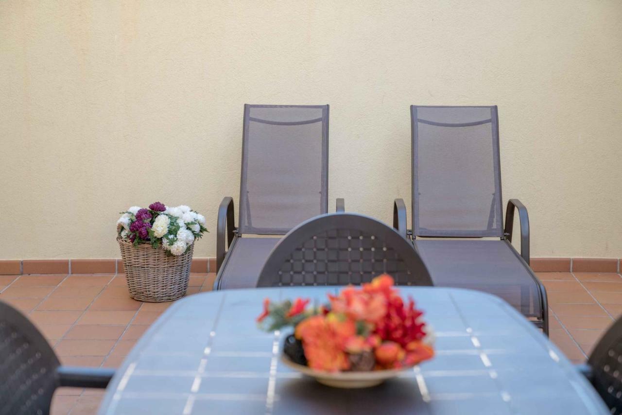 Apartaments Sant Pere Lloret de Mar Exterior photo